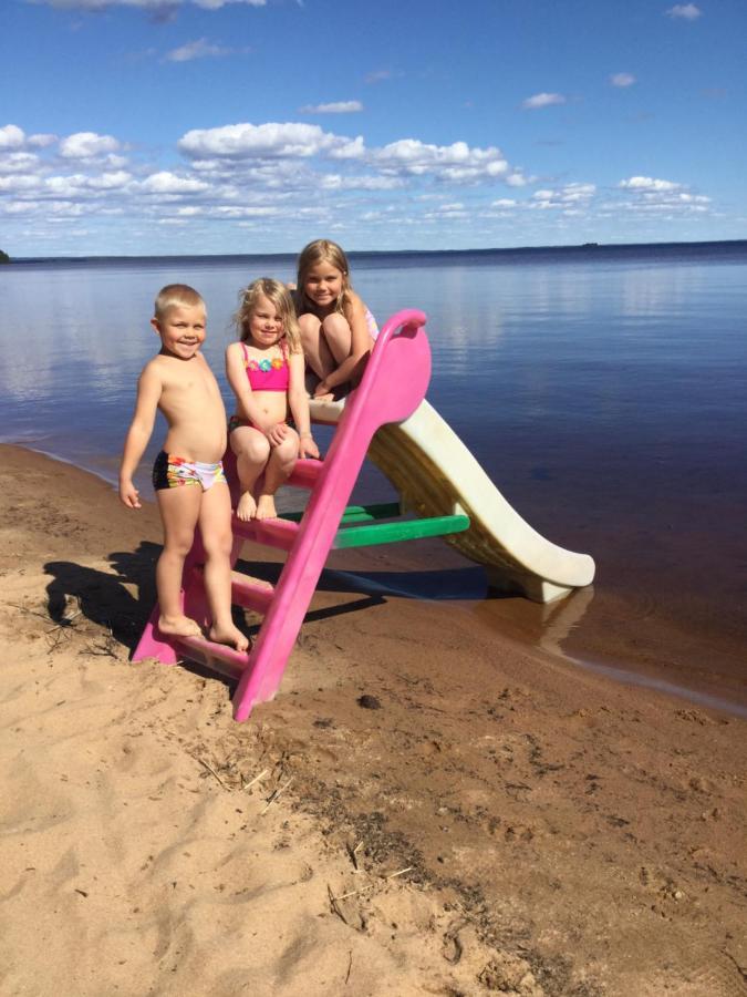 Lomakyla Kultahiekat Hotel Manamansalo Bagian luar foto