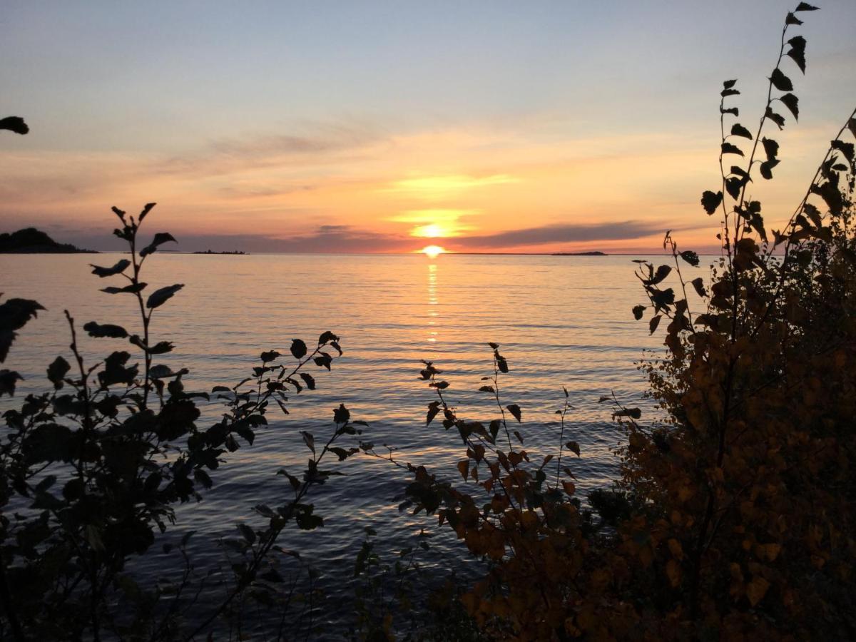 Lomakyla Kultahiekat Hotel Manamansalo Bagian luar foto