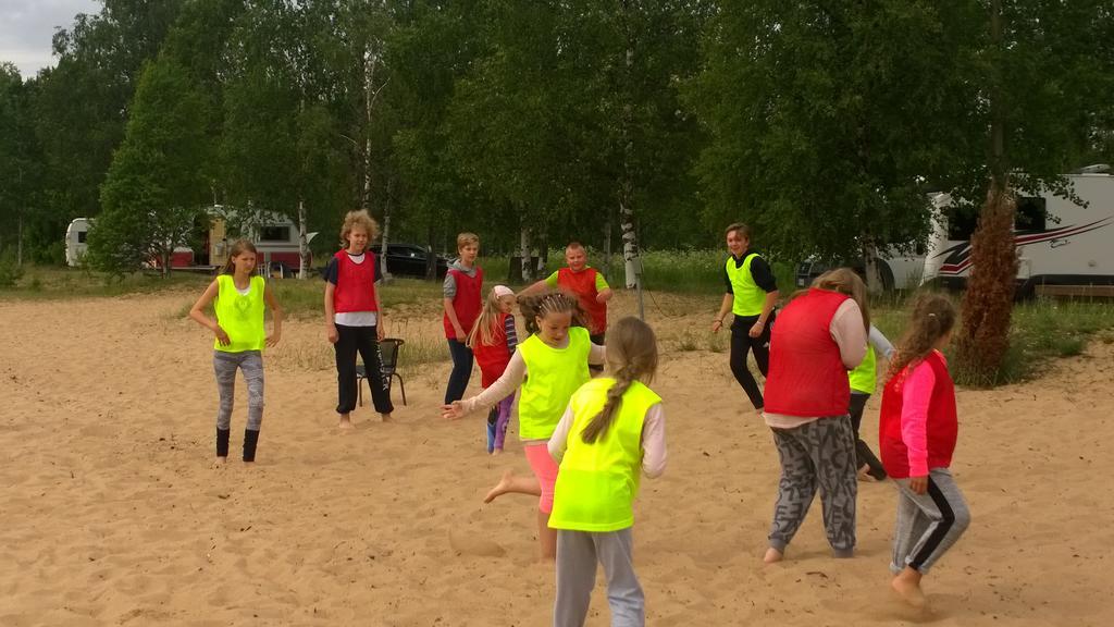 Lomakyla Kultahiekat Hotel Manamansalo Bagian luar foto