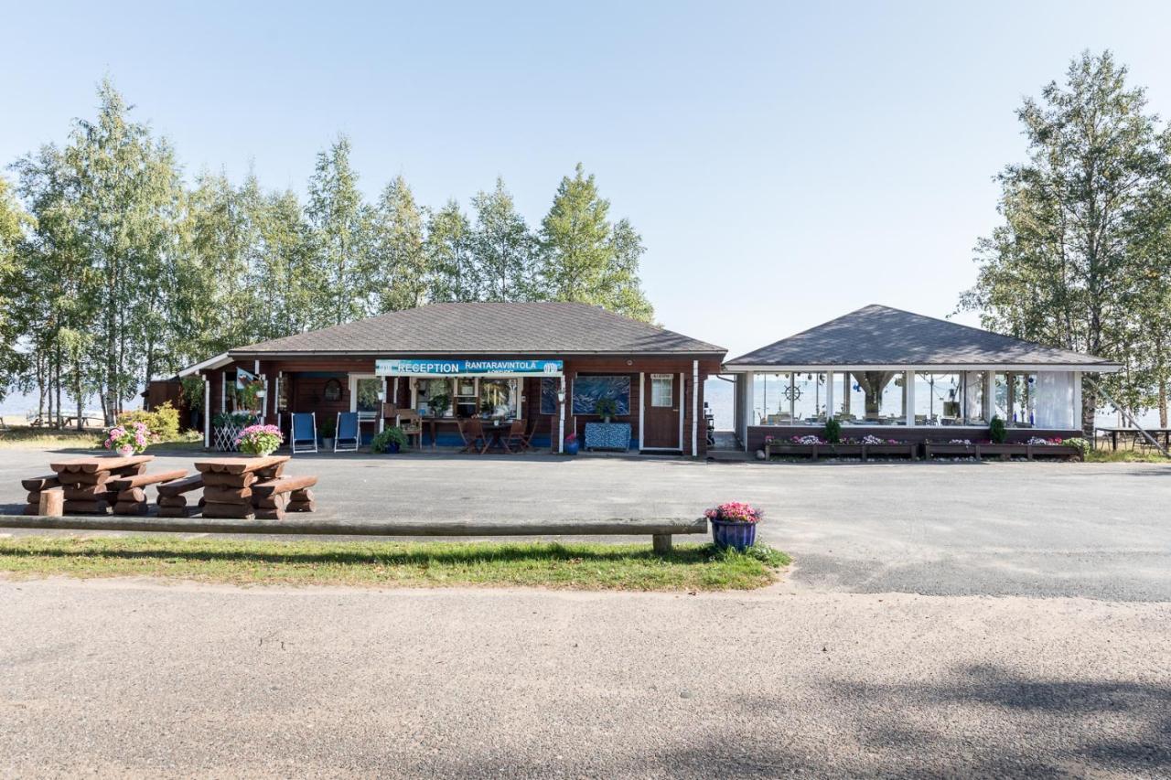 Lomakyla Kultahiekat Hotel Manamansalo Bagian luar foto