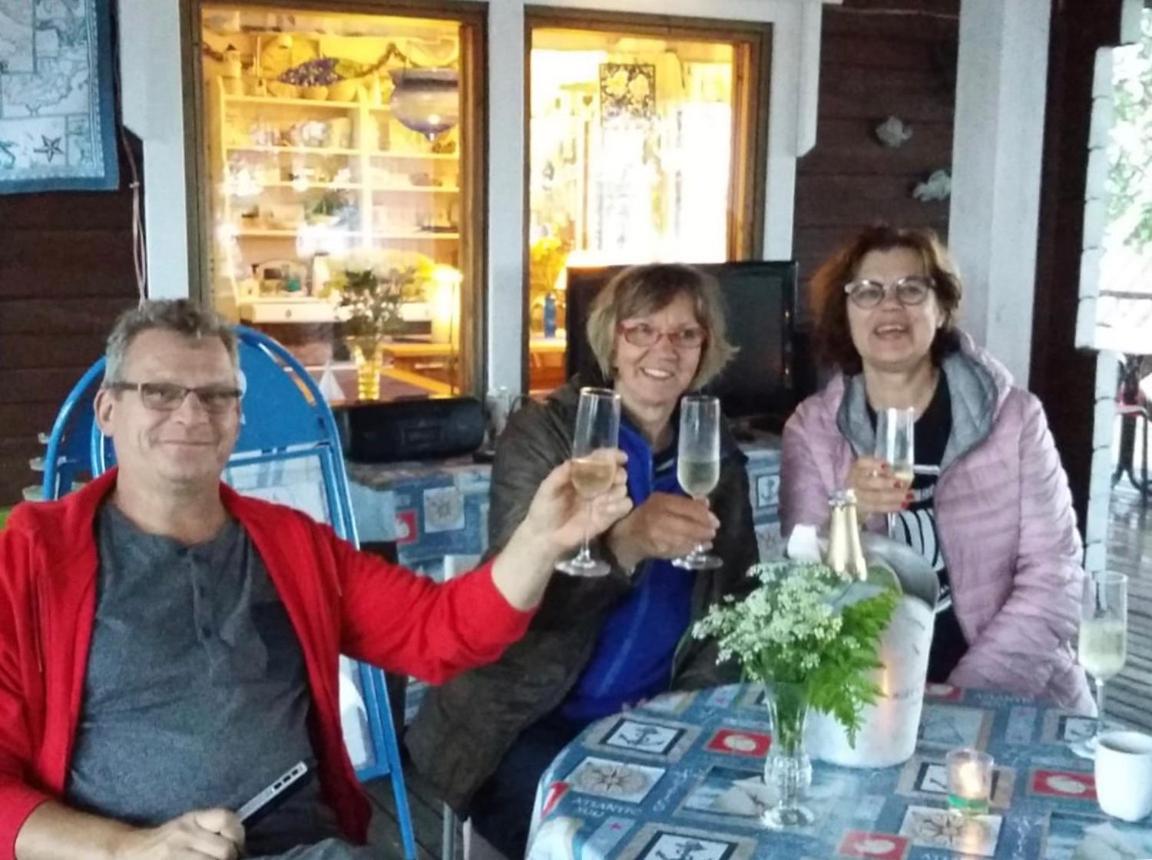 Lomakyla Kultahiekat Hotel Manamansalo Bagian luar foto